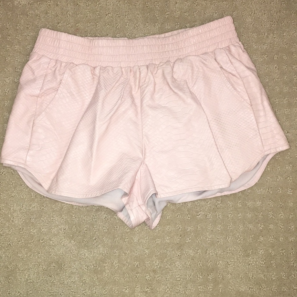 Lovers and friends | Pink snakeskin shorts